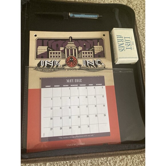 Lemony Snicket's Thanks for Visiting Stain'd -by-the-Sea Binder Briefcase Lot - Picture 9 of 16